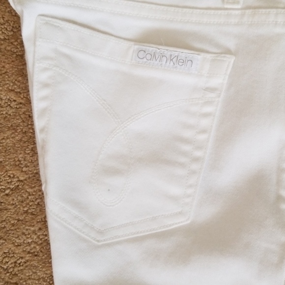 Calvin Klein white jeans 27/4 NWOT - Picture 4 of 6